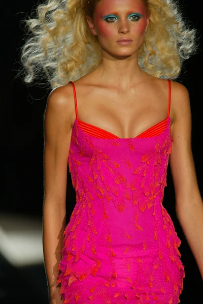 Look 24